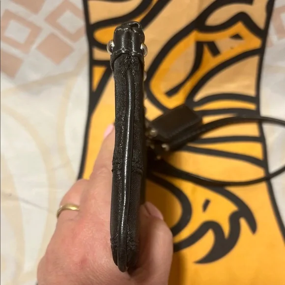 Coach Vintage Black Signature Jacquard Studded Wristlet. #42015 - Picture 6 of 11